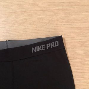 $10 Sale | Nike Pro Leggings Capri